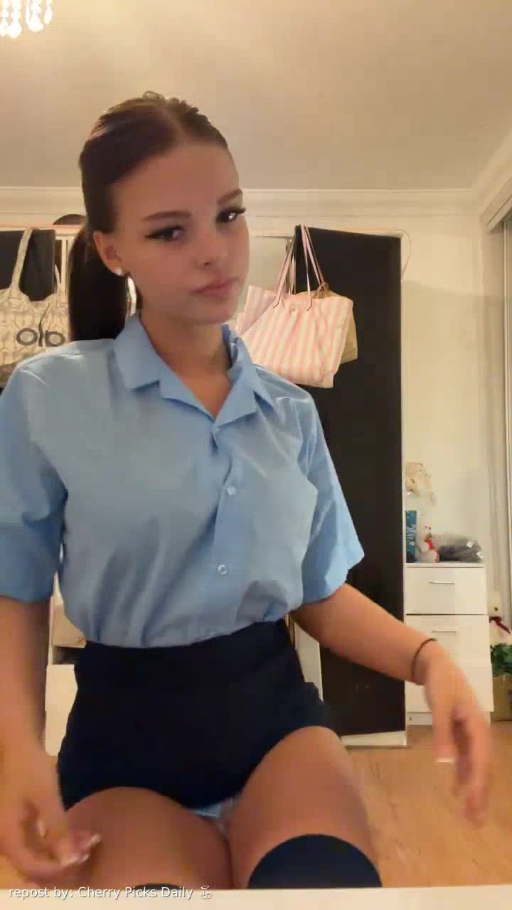 Clip by @Evieschluni_x, October 2026